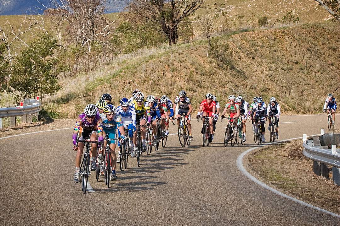 The Tour of Gippsland – a stage race in Australia– climbing through the   scenic area of the Omeo Shire; Fot: commons.wikimedia.org